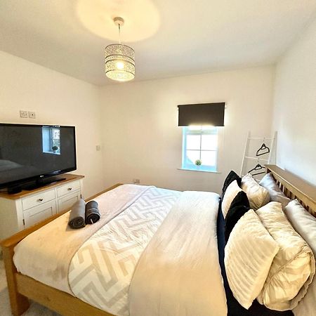 Luxury Countryside Stay - Waters Upton, 特尔福德 外观 照片